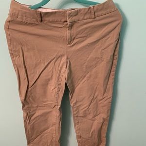 Women’s capris size 6 Crown & Ivy brand